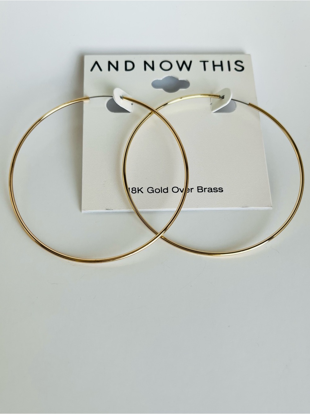 And Now This Large Endless Wire Medium Hoop Earrings - Picture 3 of 4
